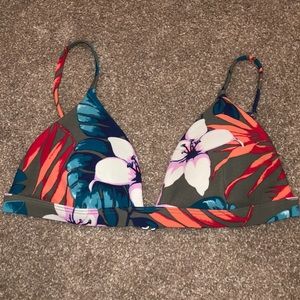 Hollister Swimsuit Top